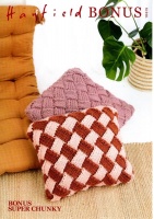 Knitting Pattern - Hayfield 10615 - Bonus Super Chunky - Cushion Covers